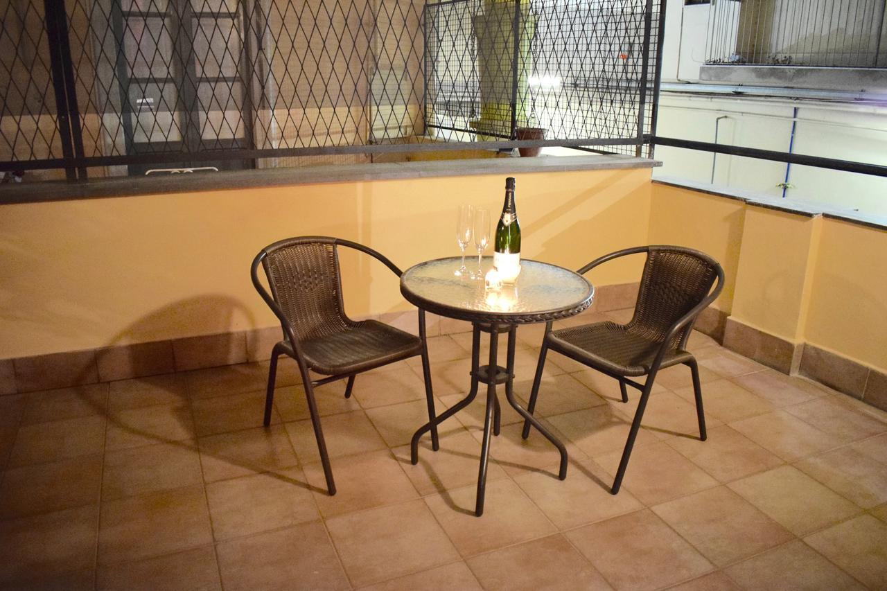 Corallo Rooms Салерно Екстериор снимка