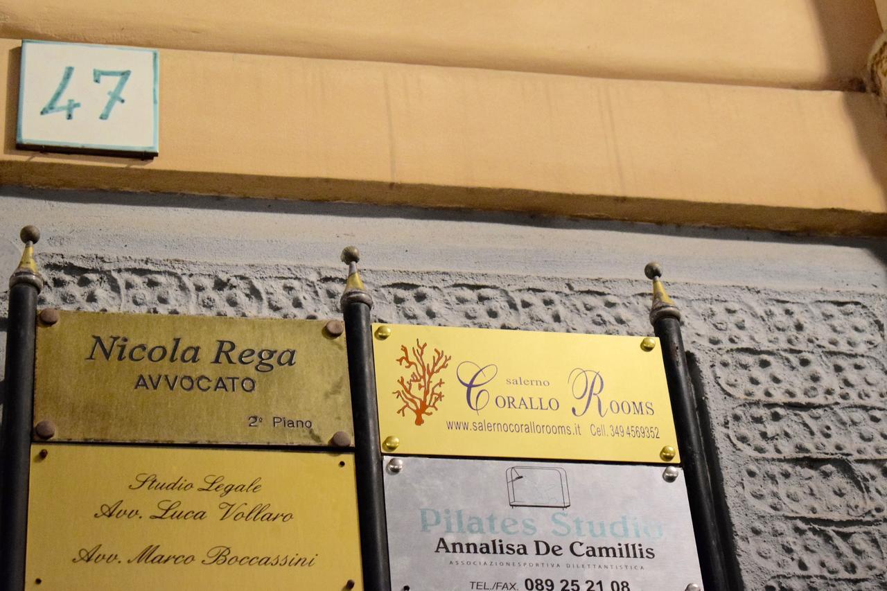 Corallo Rooms Салерно Екстериор снимка