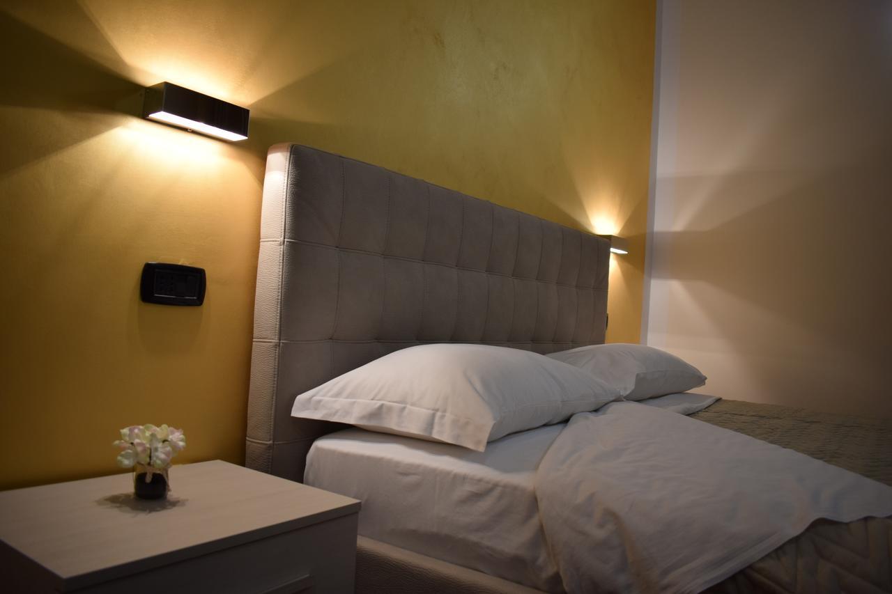 Corallo Rooms Салерно Екстериор снимка